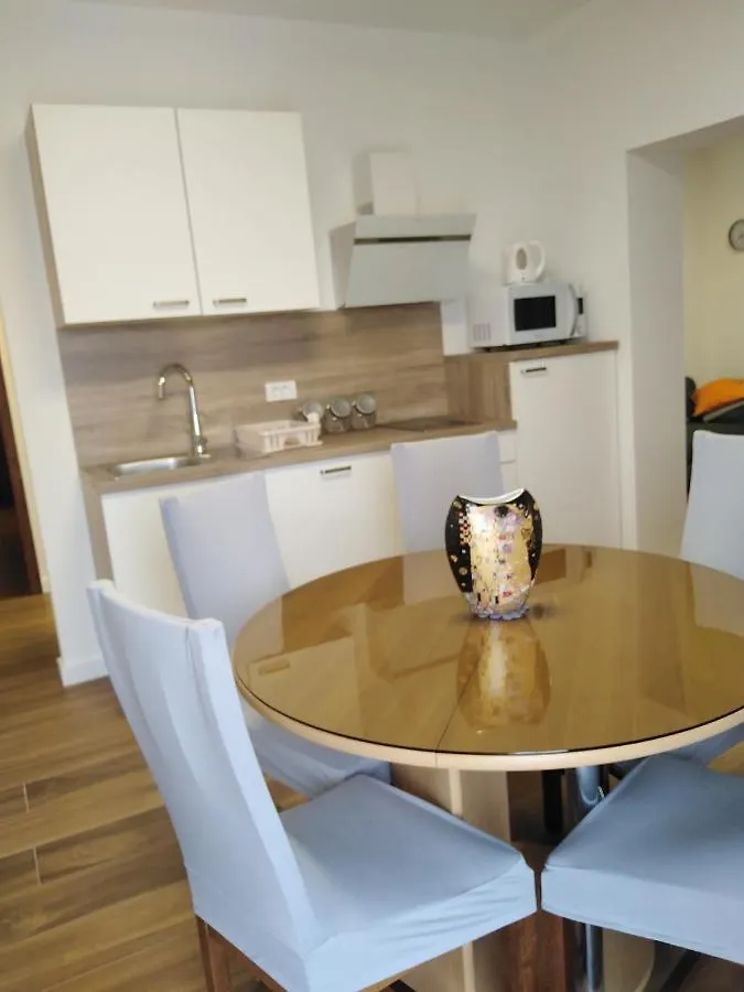 Apartments F&T Moscenicka Draga 0*,  Croatia